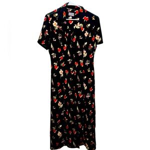 Karen K. Collection. Floral dress size 12. EUC.